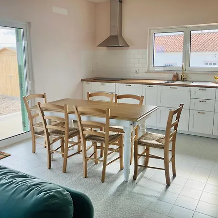 Casa Elo - Fresh-built With Pool 컨트리하우스 *