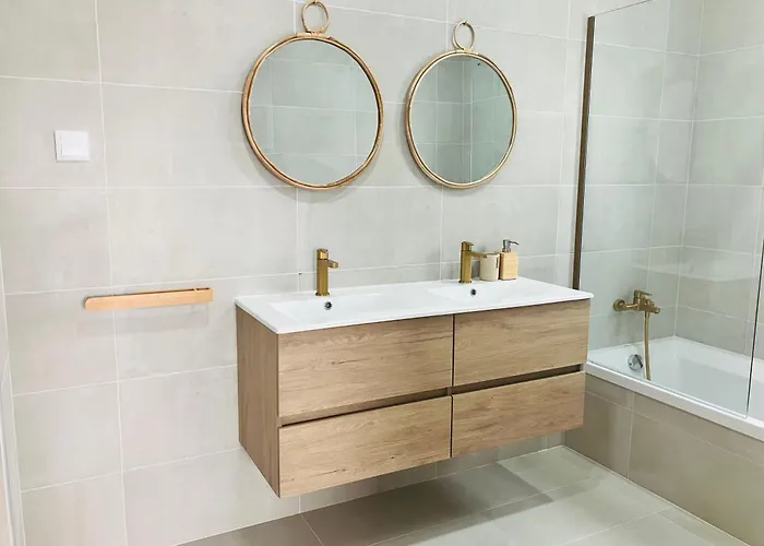 Casa Elo - Fresh-built With Pool Venkovský dům Alcorochel